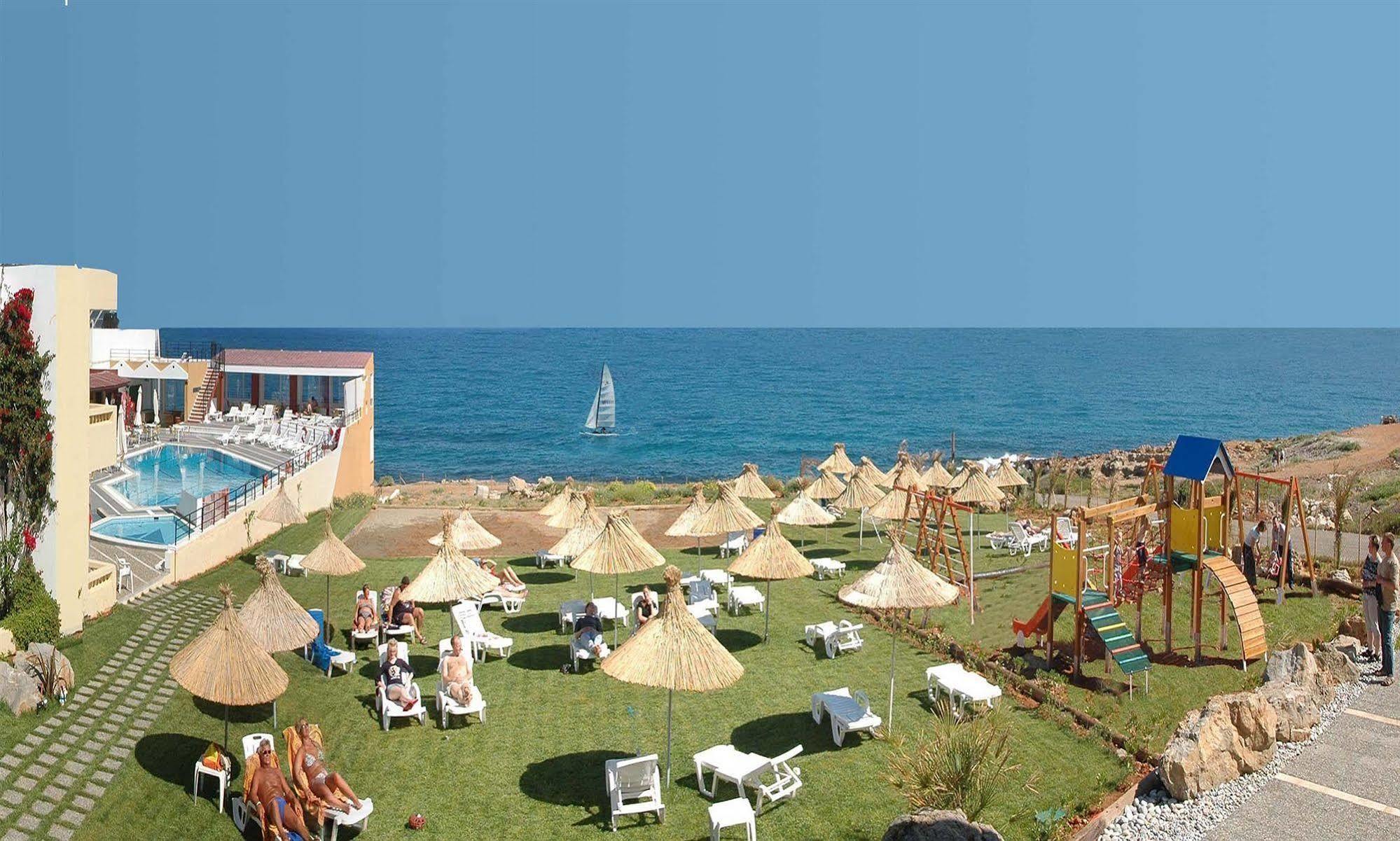 Sissi Bay Resort Exterior photo